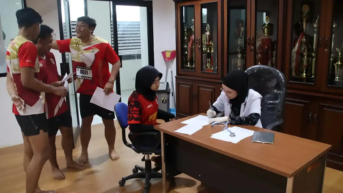 Jelang PON Beladiri 2025, Ratusan Atlet Beladiri Lampung Ikuti Tes Fisik di KONI Lampung