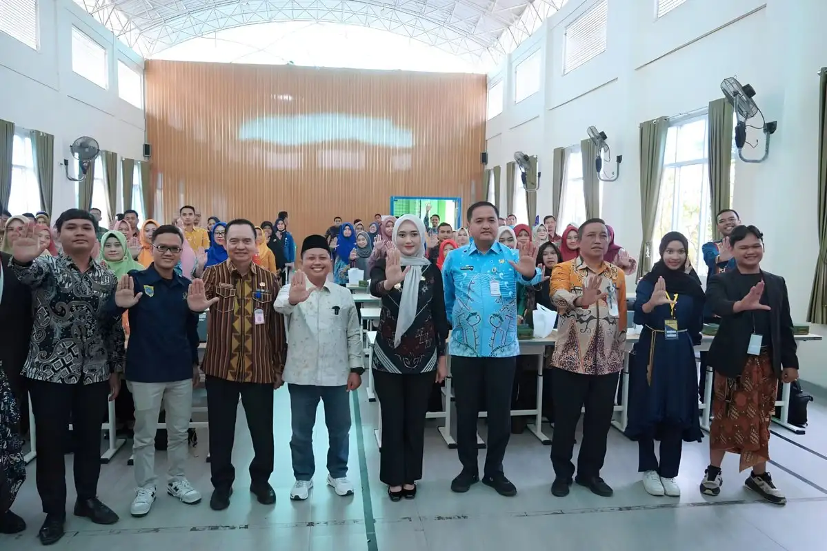 Lewat Program AI ke Sekolah, Pemprov Lampung Dorong Literasi Guru Lewat Digitalisasi dan Melek AI