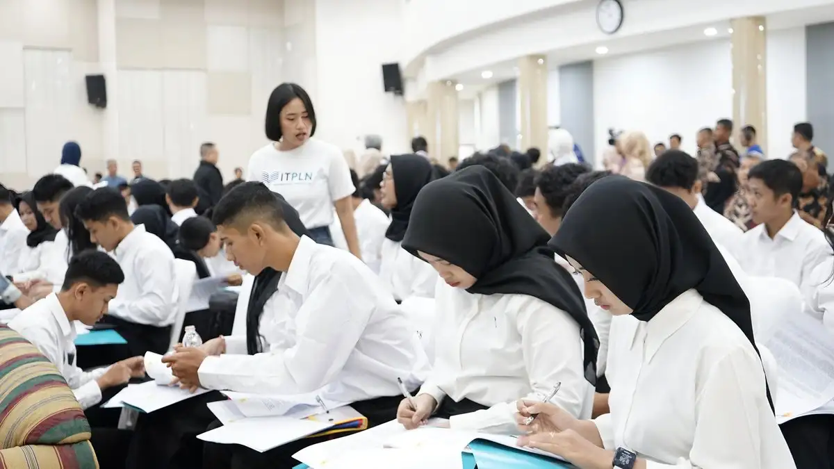 Ada 109 Mahasiswa ITPLN Resmi Gabung Program Ikatan Kerja PLN, Siap Hadapi Tantangan Industri Kelistrikan