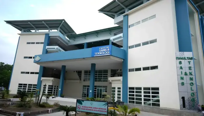 Bangga! Dua Mahasiswa Sistem Informasi UIN Raden Intan Lampung Jadi Google Student Ambassador 2025