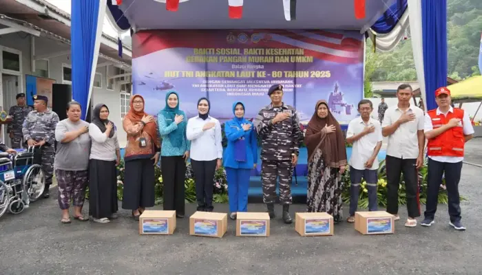 PMI, Pemprov Lampung, dan TNI AL Kolaborasi Gelar Baksos: Pangan Murah hingga Donor Darah