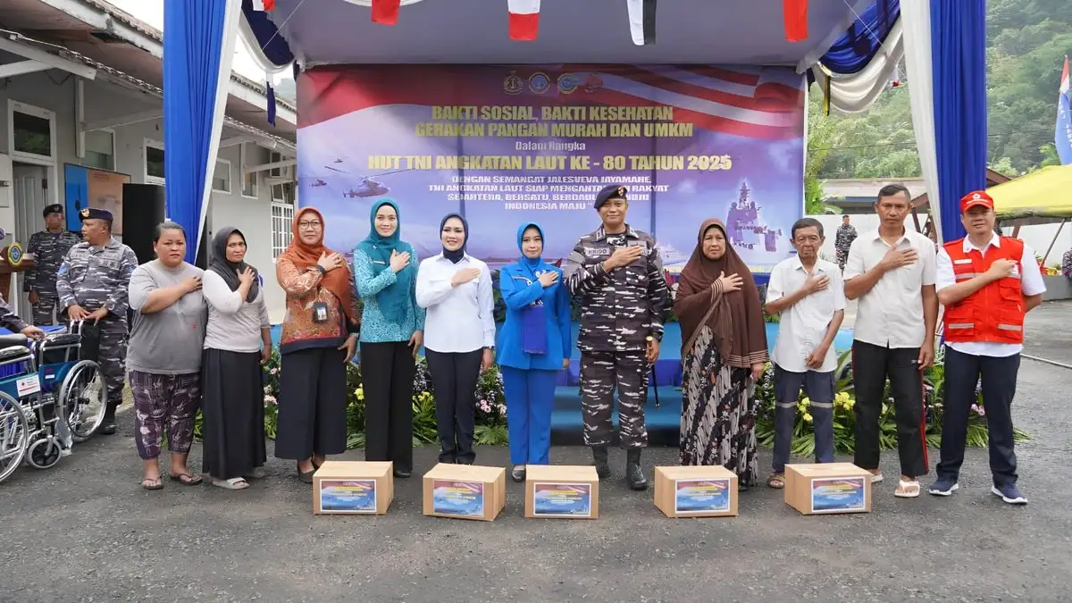 PMI Bersama Pemprov Lampung dan TNI AL Gelar Baksos Gerakan Pangan Murah Hingga Donor Darah