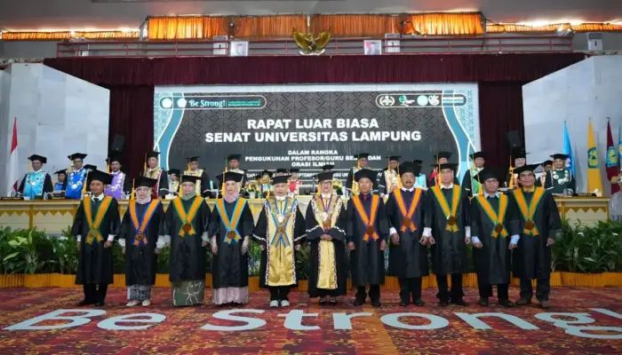 Unila Tambah 9 Guru Besar, Lihat Siapa Saja yang Dikukuhkan