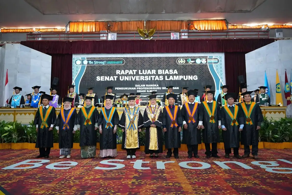 Unila Kukuhkan 9 Guru Besar Baru dari Berbagai Keilmuan, ini Daftarnya